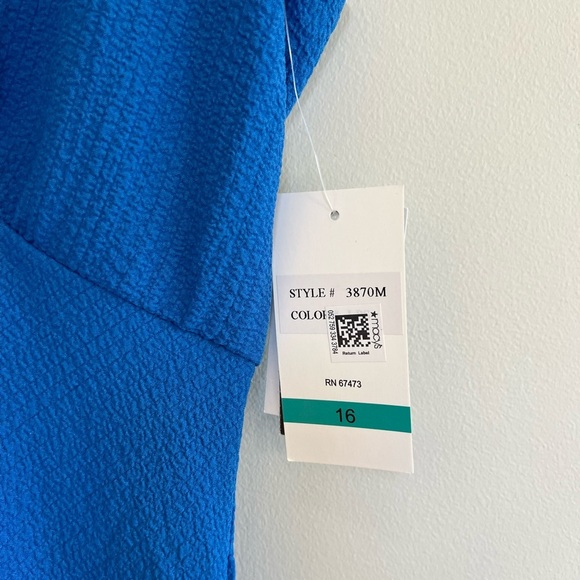 NWT Taylor Textured Sleeveless Ruffle-Hem Dress in Lapis Blue, size 16 - Picture 7 of 11